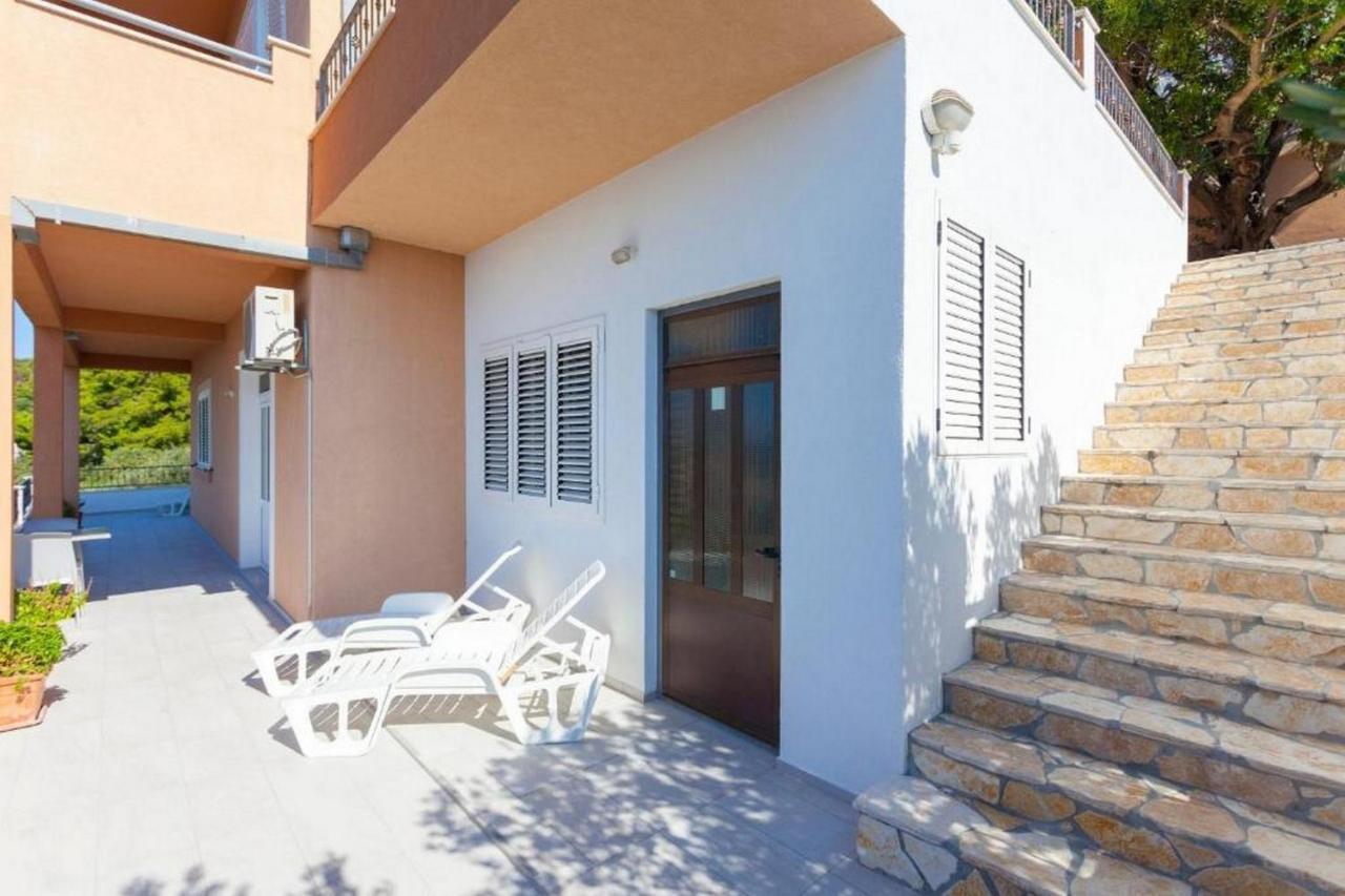Summerheaven Apartments 포드고라 외부 사진