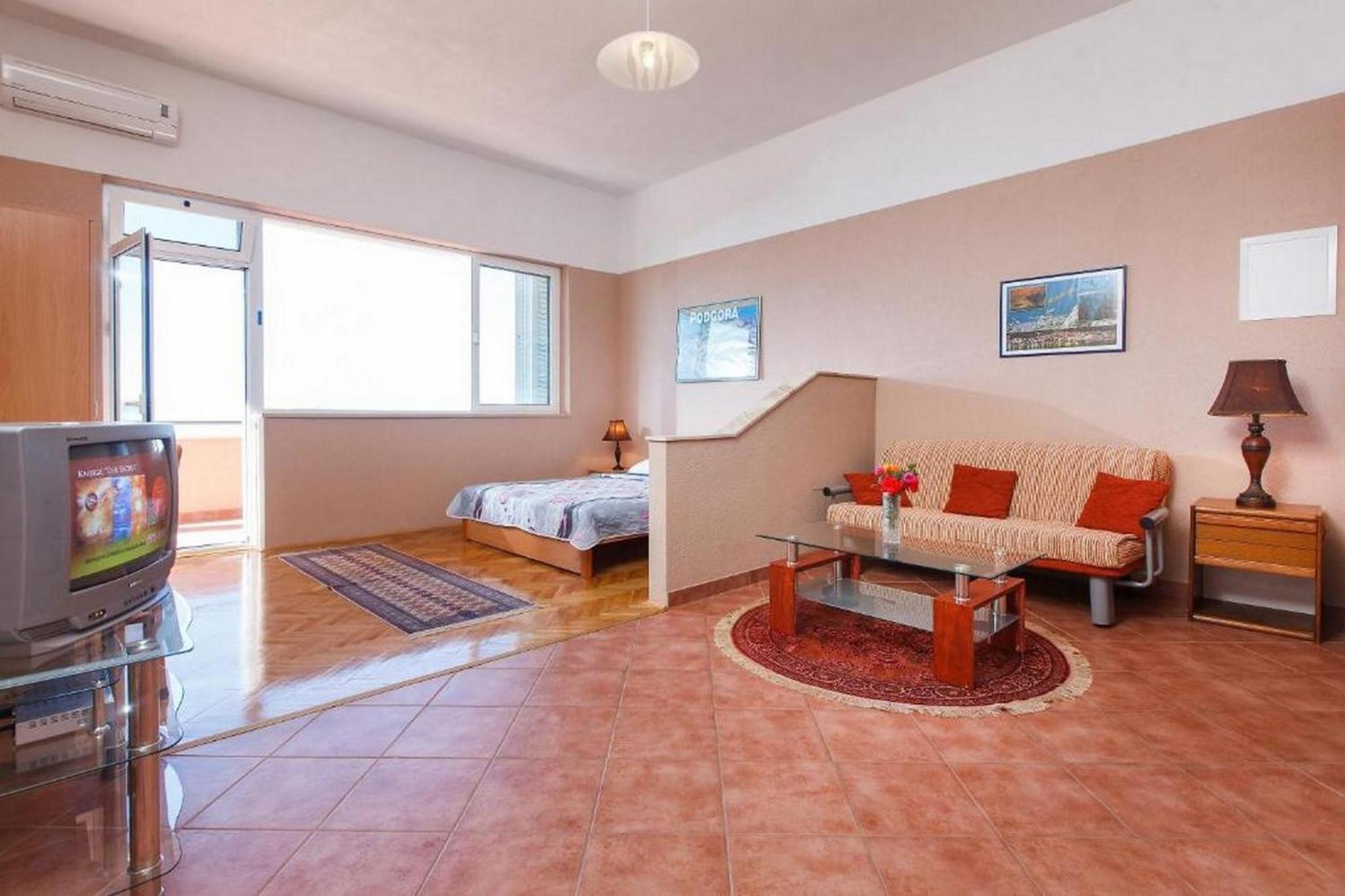 Summerheaven Apartments 포드고라 객실 사진